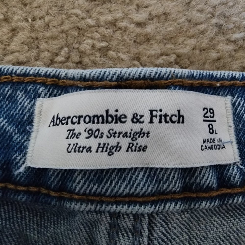 Abercrombie & Fitch High Rise Blue Jeans